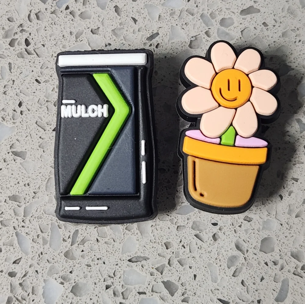 Cute Flower and Mulch Shoe Charms - Picture 1 of 3